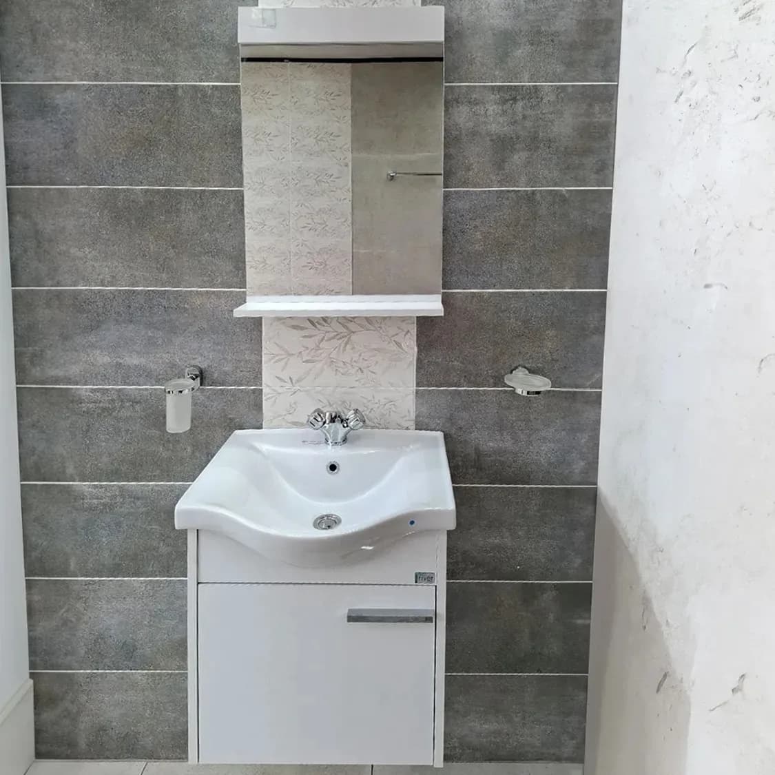 Marmara White Wall Hung Cabinet and Mirror Cabinet - 550 x 400 x 490mm Excludes Tap And Waste Fitting